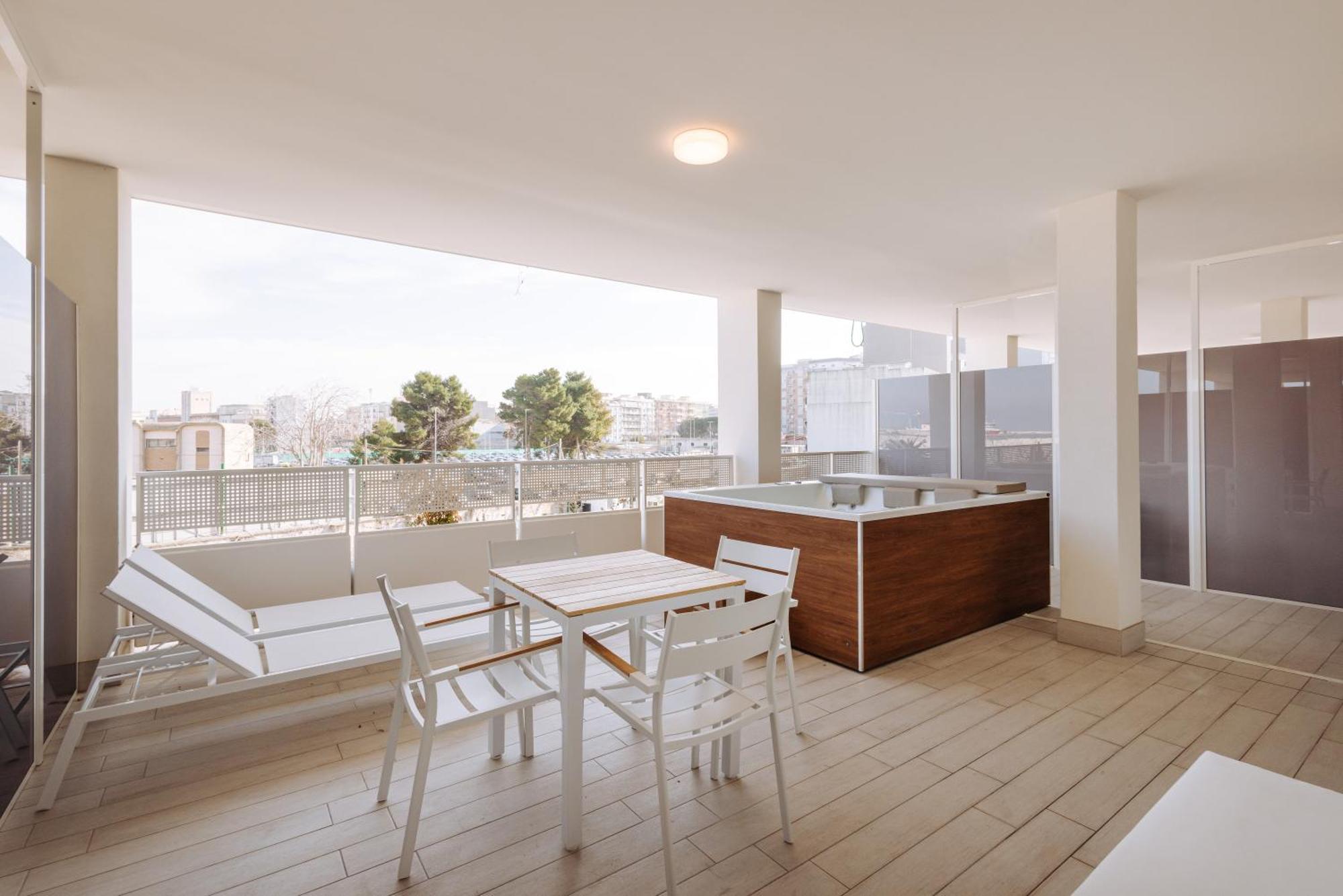 Marisabella Suite Spa 3 Bari Dış mekan fotoğraf